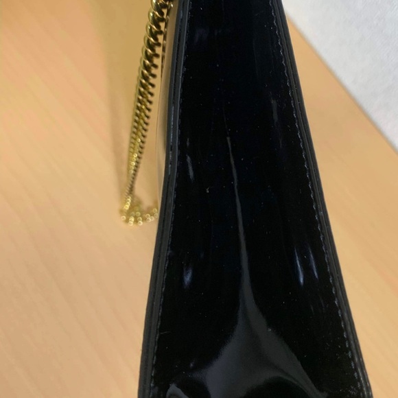 Salvatore Ferragamo patent leather - Picture 8 of 15